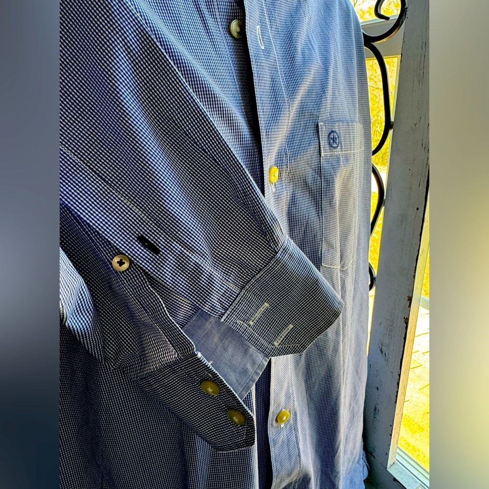 Converse long sleeve button down - Picture 2 of 9